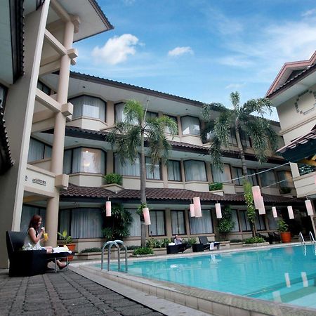Bentani Hotel & Residence Cirebon Extérieur photo