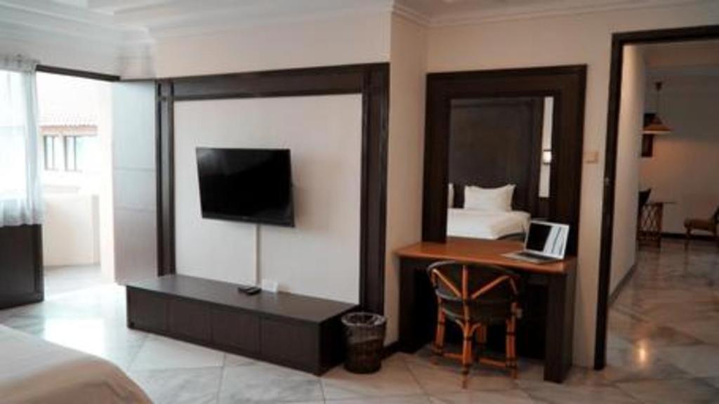 Bentani Hotel & Residence Cirebon Extérieur photo
