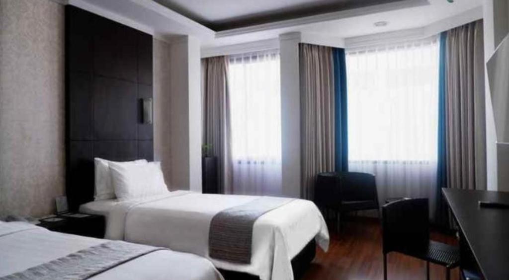 Bentani Hotel & Residence Cirebon Extérieur photo