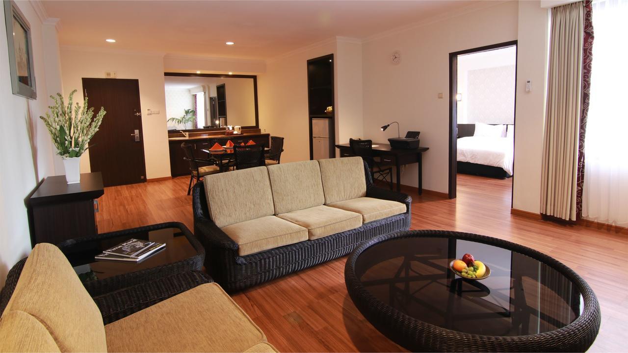 Bentani Hotel & Residence Cirebon Extérieur photo